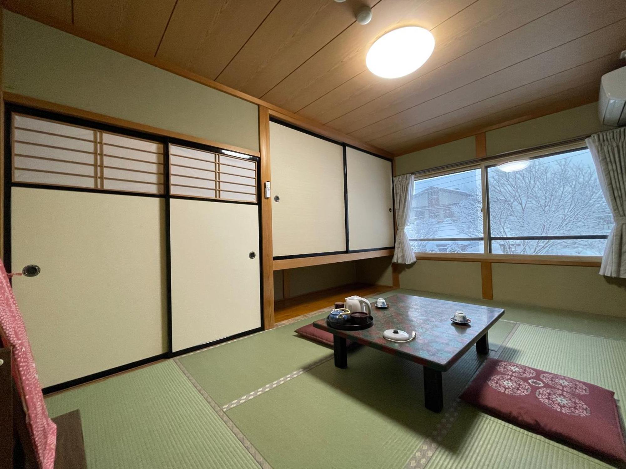 Hotel Suisensou Takayama  Esterno foto