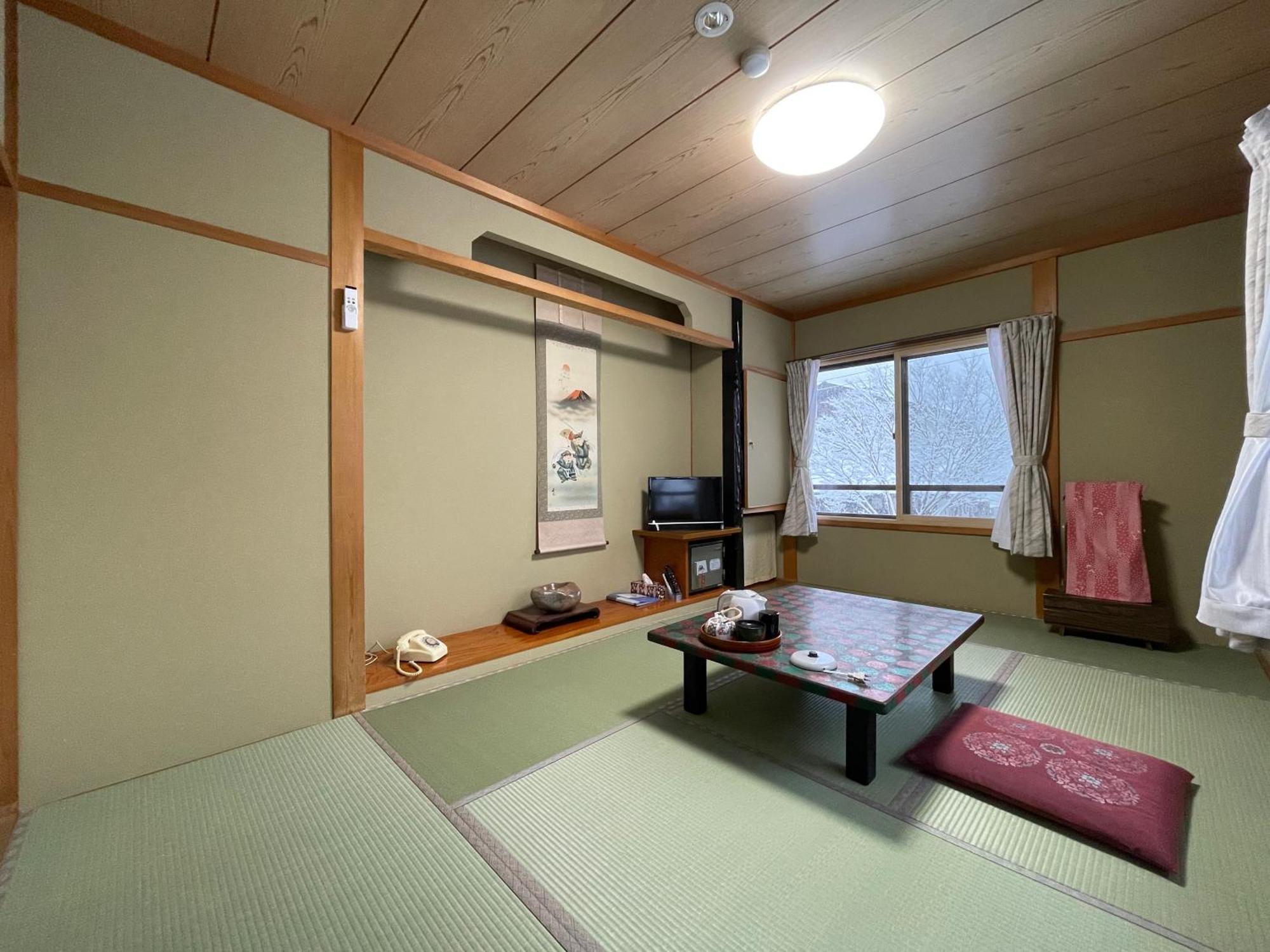 Hotel Suisensou Takayama  Esterno foto