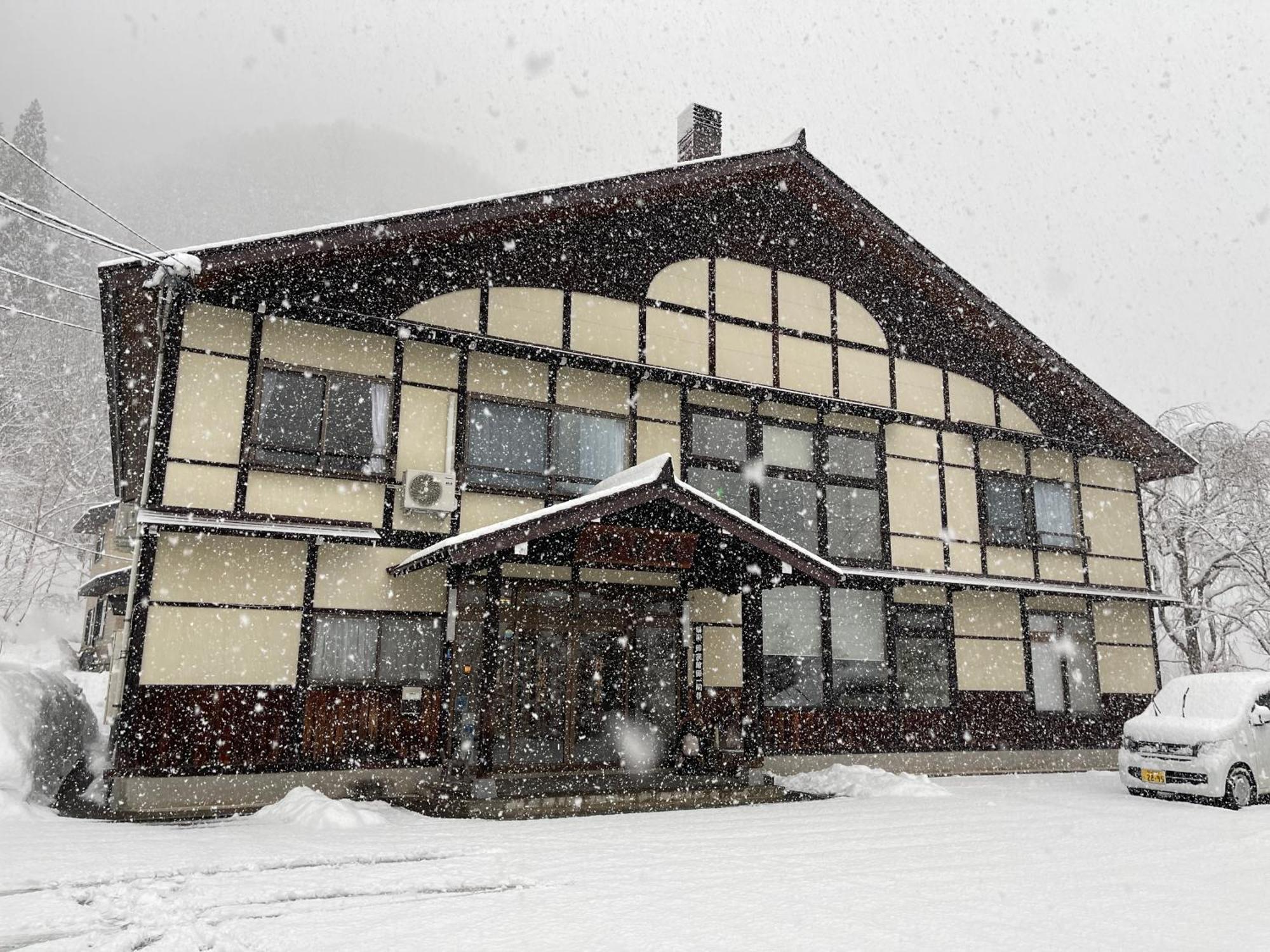 Hotel Suisensou Takayama  Esterno foto